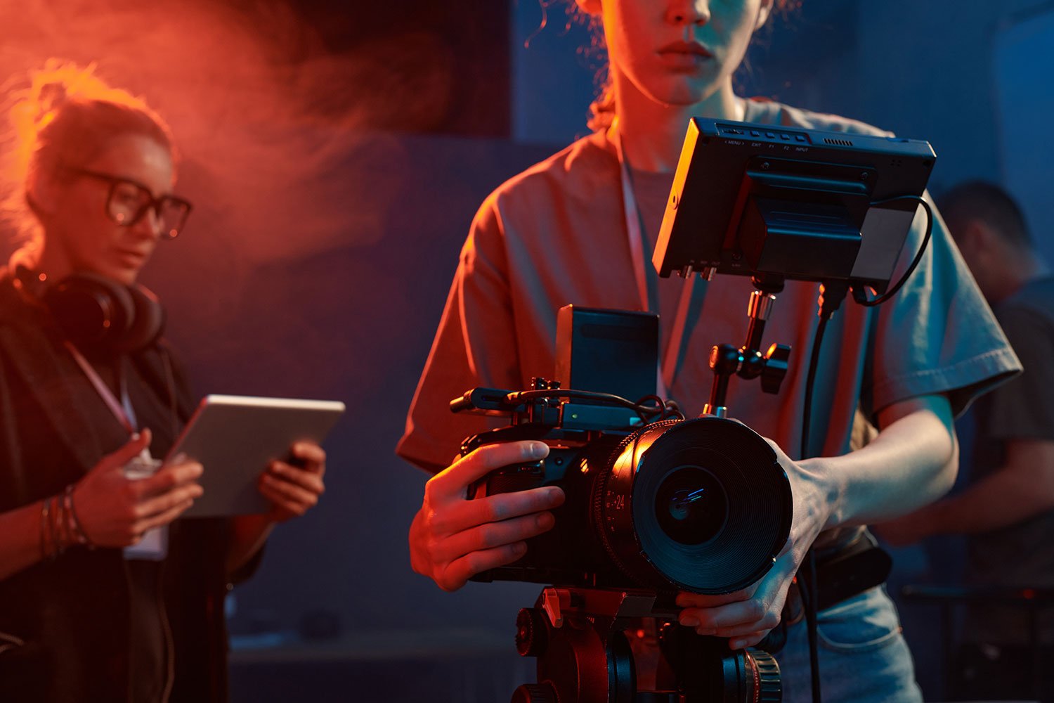 Choosing the Right Lenses for Storytelling